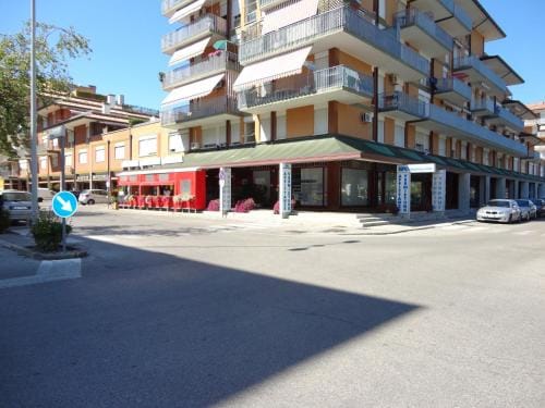 Perfect apartment with terrace for 5 people Hotel in Porto Santa Margherita