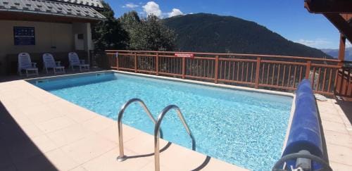 Goelia Les Chalets des Deux Domaines Hotel in Landry