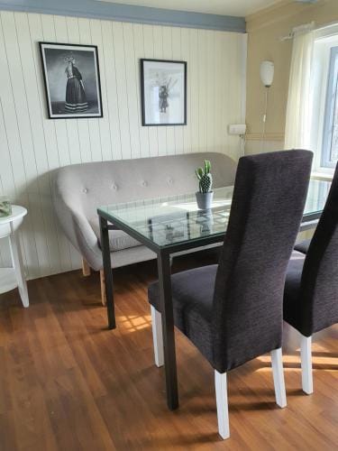 Aline's Stue, B&B Utskarpen Hotel in Nordland, Norway
