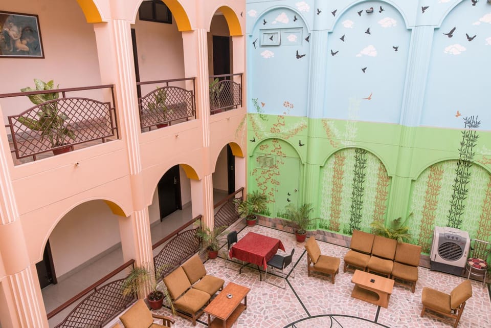 Hotel Buddha Hotel in Varanasi