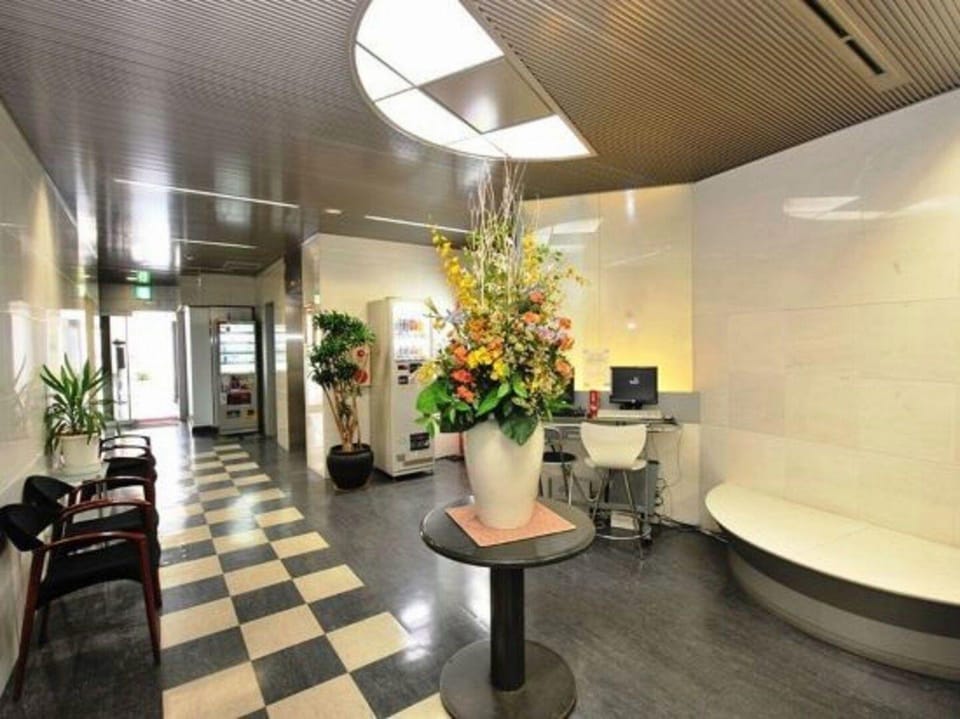 Grampus Inn Osaka Namba  Inn in Osaka