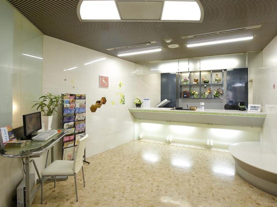 Grampus Inn Osaka Namba  Inn in Osaka