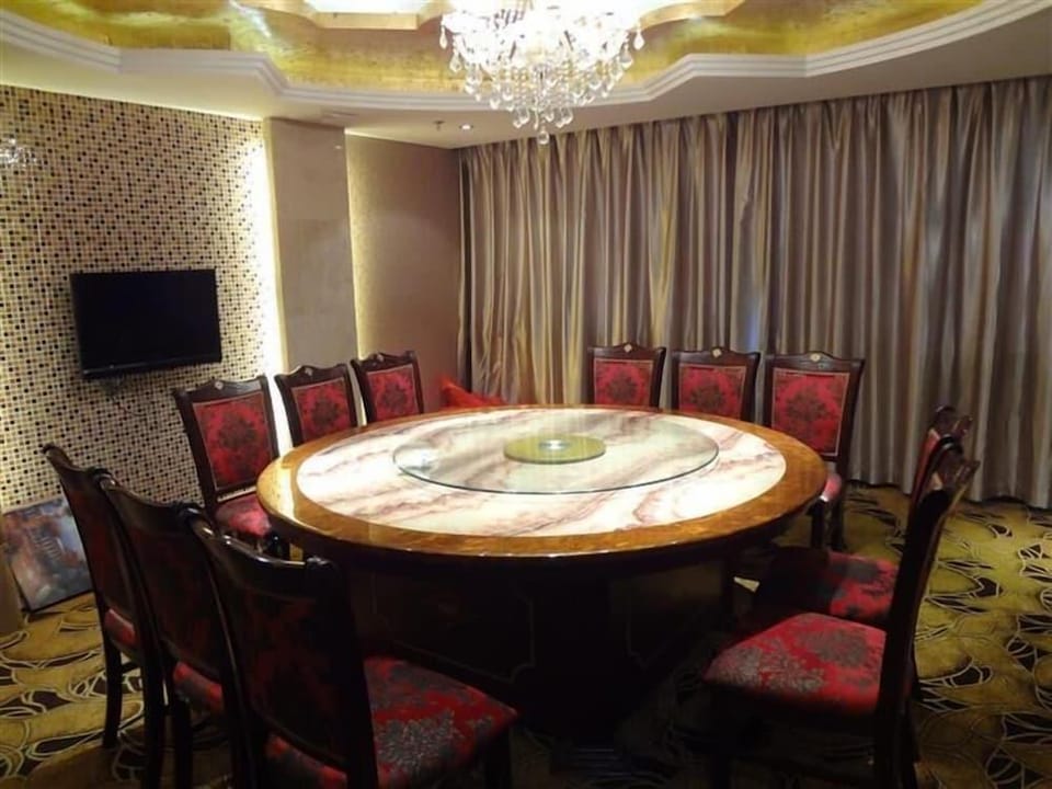 Green Tree Inn Nantong Chongchuan District Tongjing Avenue Jiaoyu Road Hotel in Suzhou
