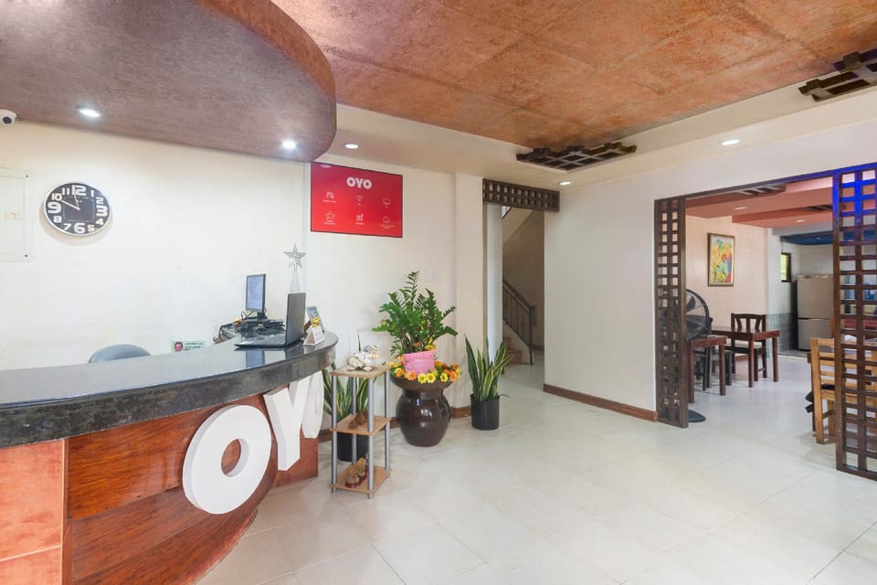 Coco Grove Tourist Inn Hotel in Central Visayas