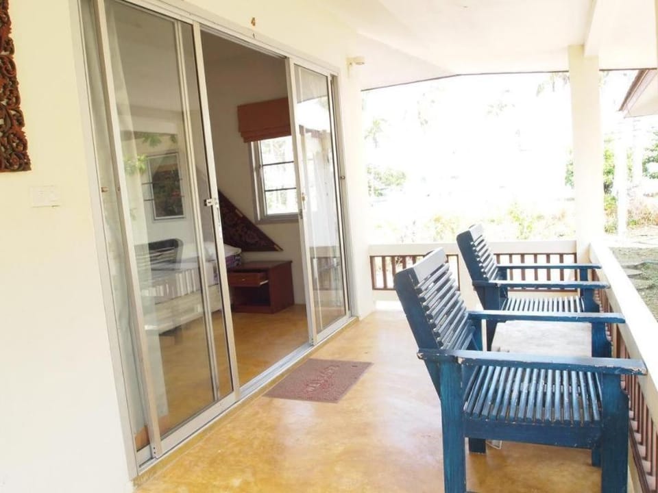 Jinta Beach Bungalow Resort in Ko Samui