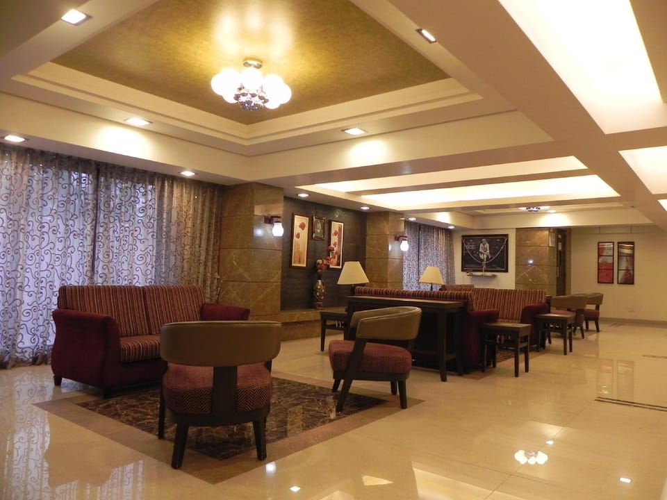 Collection O Reeva Regency Hotel in Maharashtra