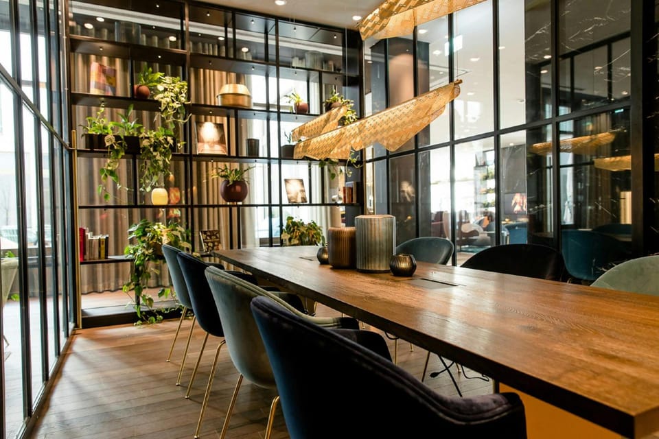 Bar/lounge