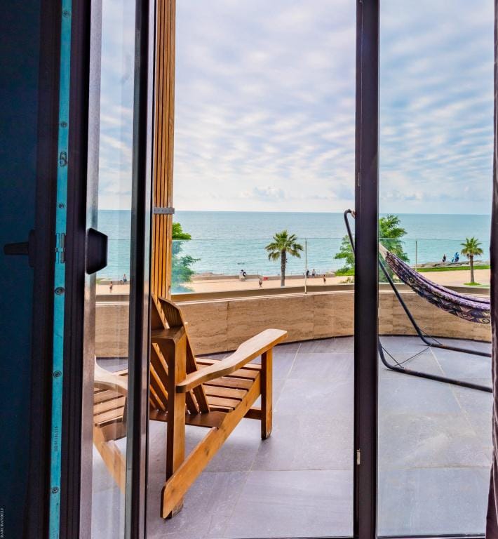 Boulevard Side Hotel in Batumi