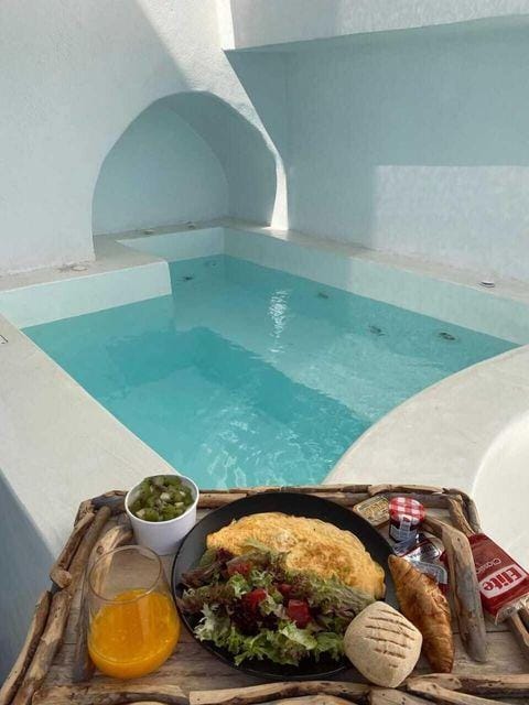 Luxus VIP Suites Hotel in Oia