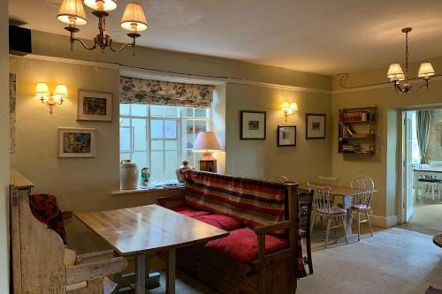 The Powis Arms Inn in Wales