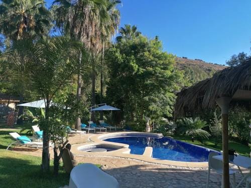 La Fuente Oase B&B Hotel in Sierra de las Nieves
