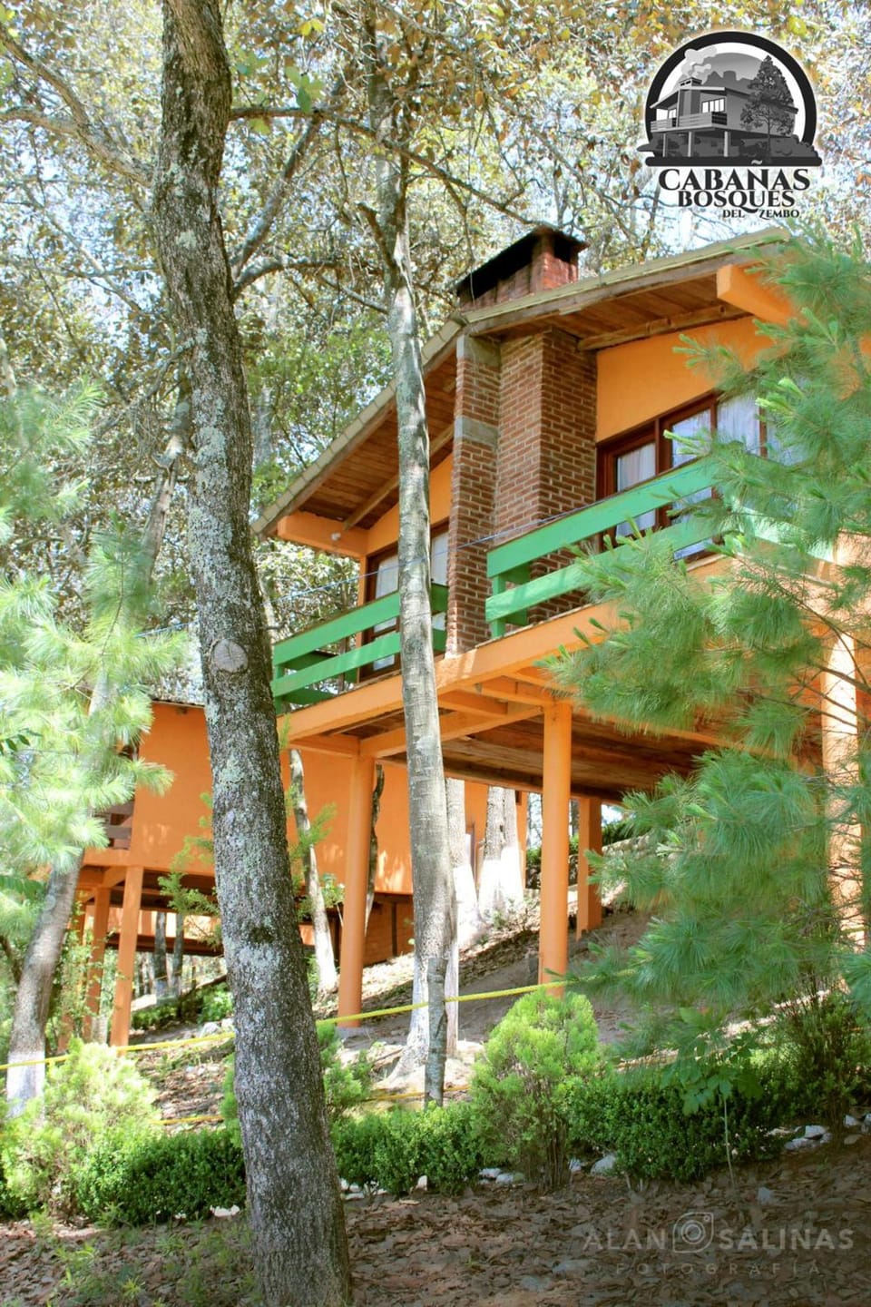 Cabanas Los Bosques del Zembo Lodge in Hidalgo, Mexico