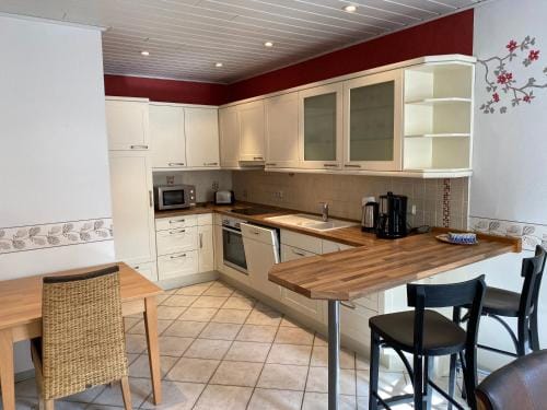 Winzerhaus im Oberdorf - FeWo u Zimmer - auch kombinierbar Hotel in Cochem-Zell