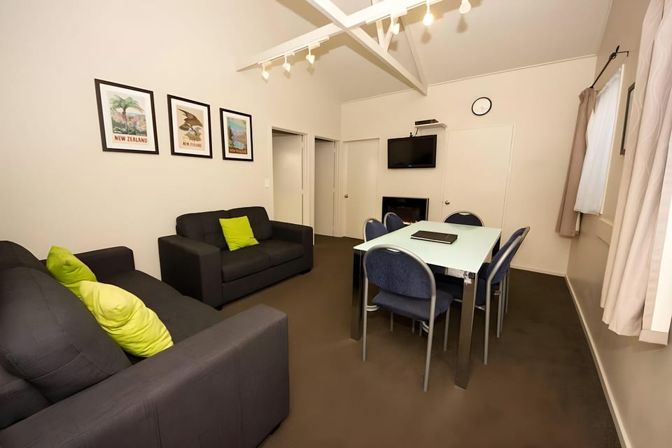 10 Cottages Motel in Franz Josef / Waiau