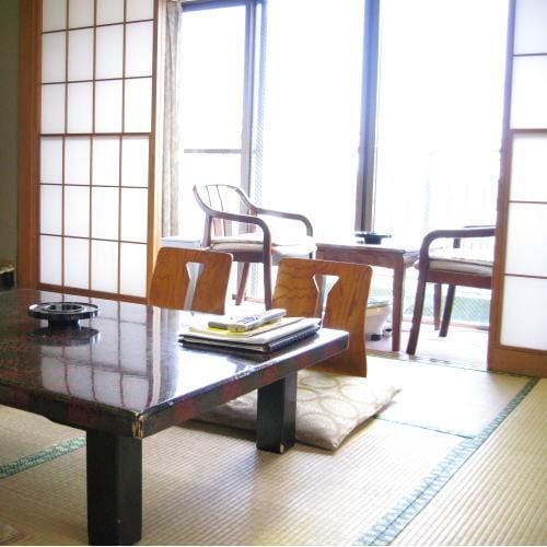 Yugawara Onsen Ryokan Greenso Hotel in Shizuoka Prefecture