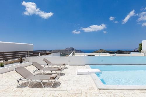 Petres Villas Hotel in Crete