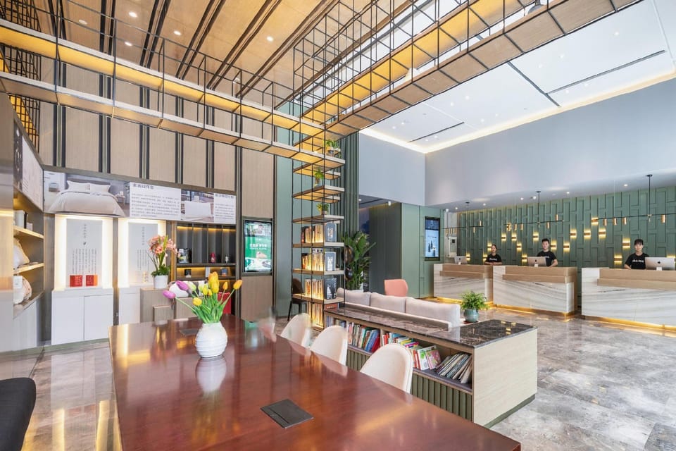 Atour Hotel Wuhan Tiandi Hankou Jiangtan Hotel in Wuhan