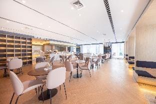 Atour Hotel Wuhan Tiandi Hankou Jiangtan Hotel in Wuhan
