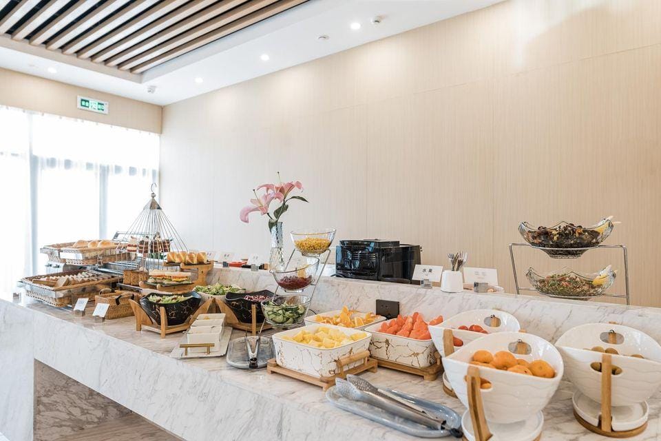 Atour Hotel Zhenjiang Xijindu Jinshan Temple Scenic Spot Hotel in Jiangsu