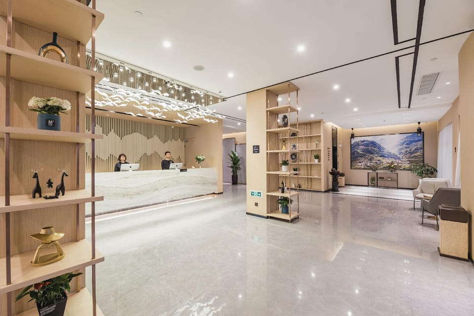 Atour Hotel Zhenjiang Xijindu Jinshan Temple Scenic Spot Hotel in Jiangsu