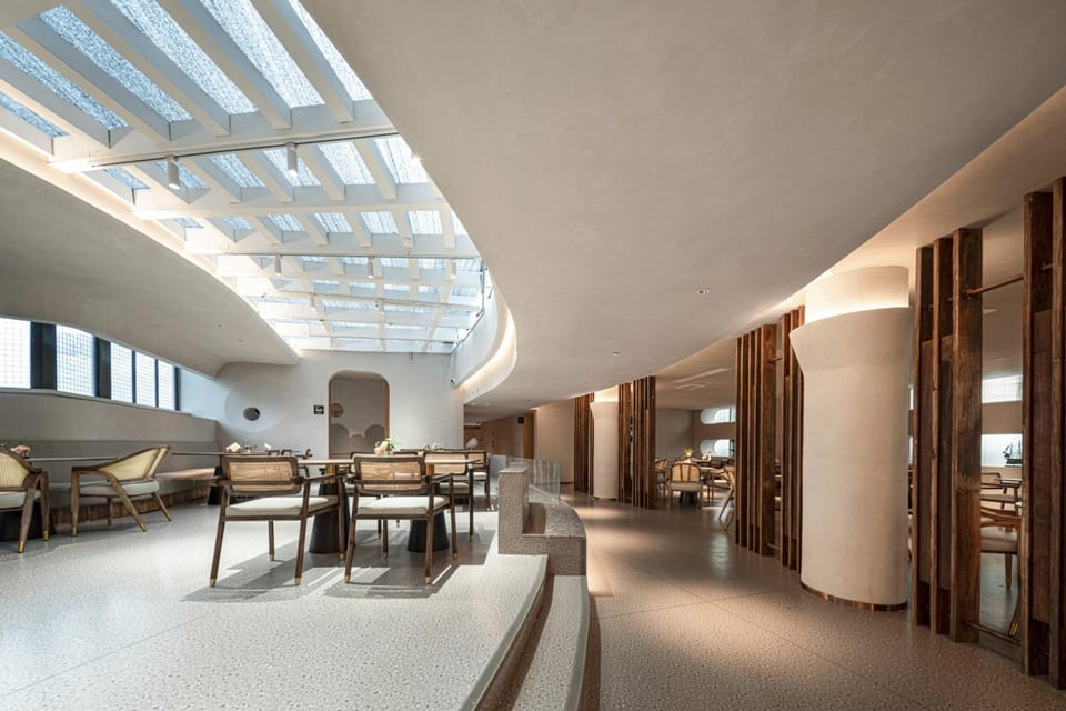 Atour Hotel Qingdao Olympic Sailing Center May Fourth Square Hotel in Qingdao
