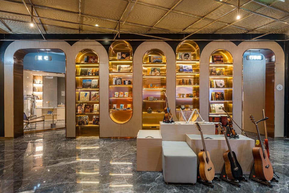 Atour X Hotel Suzhou Panmen Scenic Area Renmin Bridge South Metro Station Hotel in Suzhou