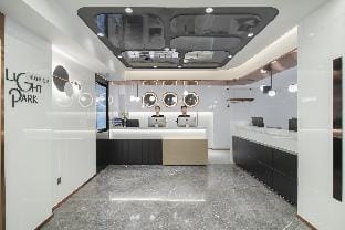 Atour Light Hotel Xi'an Xingqing Palace Jiaotong University Metro Station Hotel in Xian