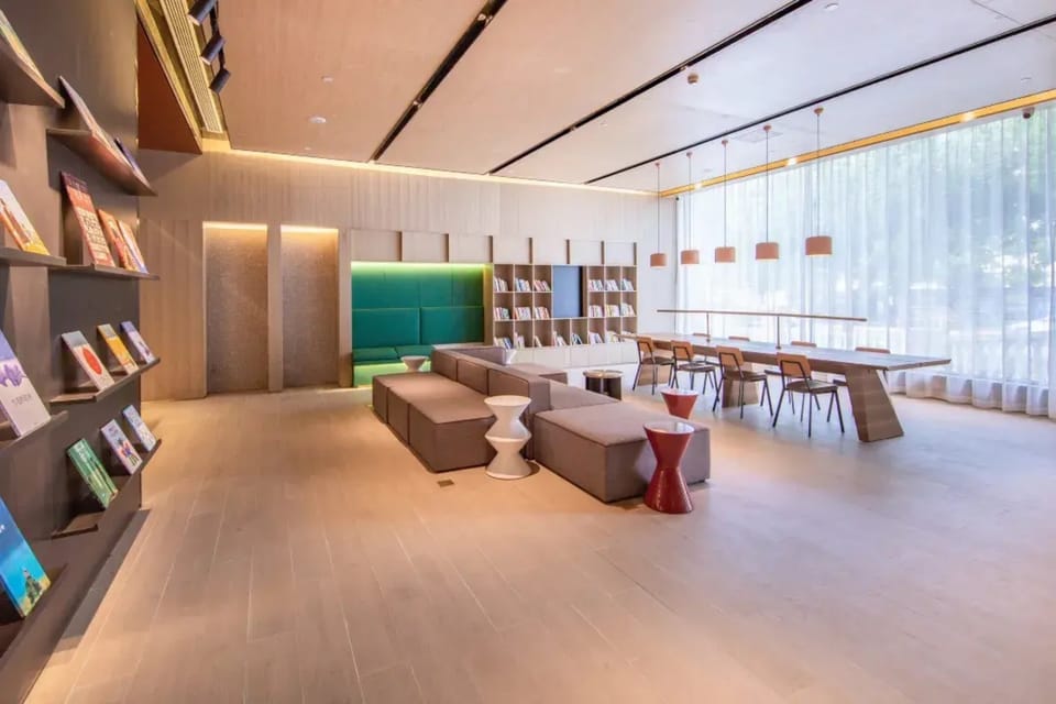 Atour Hotel Shanghai Caohejing Hi-Tech Park Hotel in Shanghai