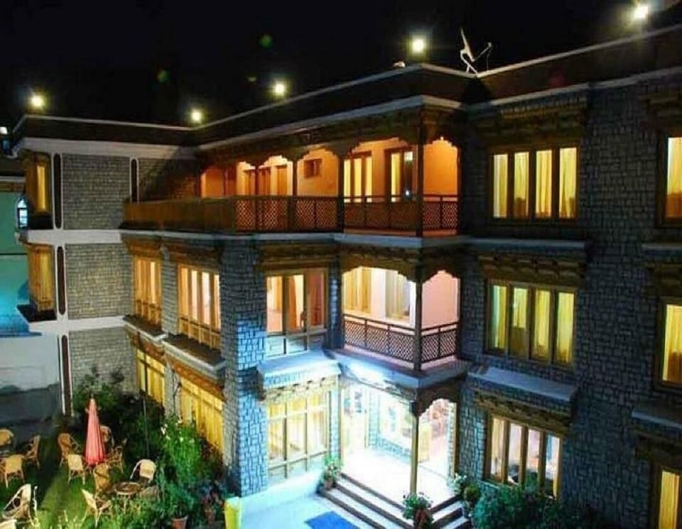 Hotel Ladakh Continental Hotel in India