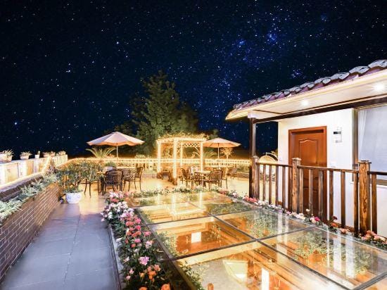 yinghuabieyuan Hotel in Chengdu