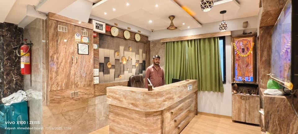 Hotel Privilege Villa Hotel in Ahmedabad