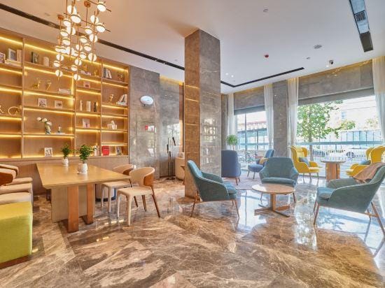 CHAMJOY Hotel (Jinhua High-Speed Rail Station Yongsheng Shopping Center) Hotel in Zhejiang