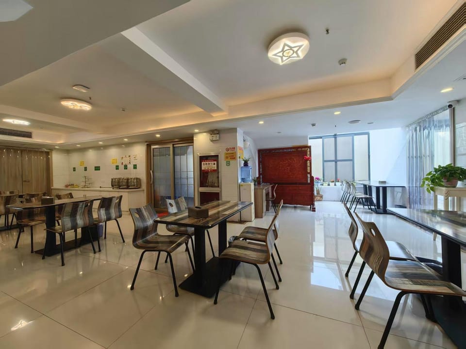 Super 8 Hotel (Huaiyuan Yudu Avenue) Hotel in Jiangsu