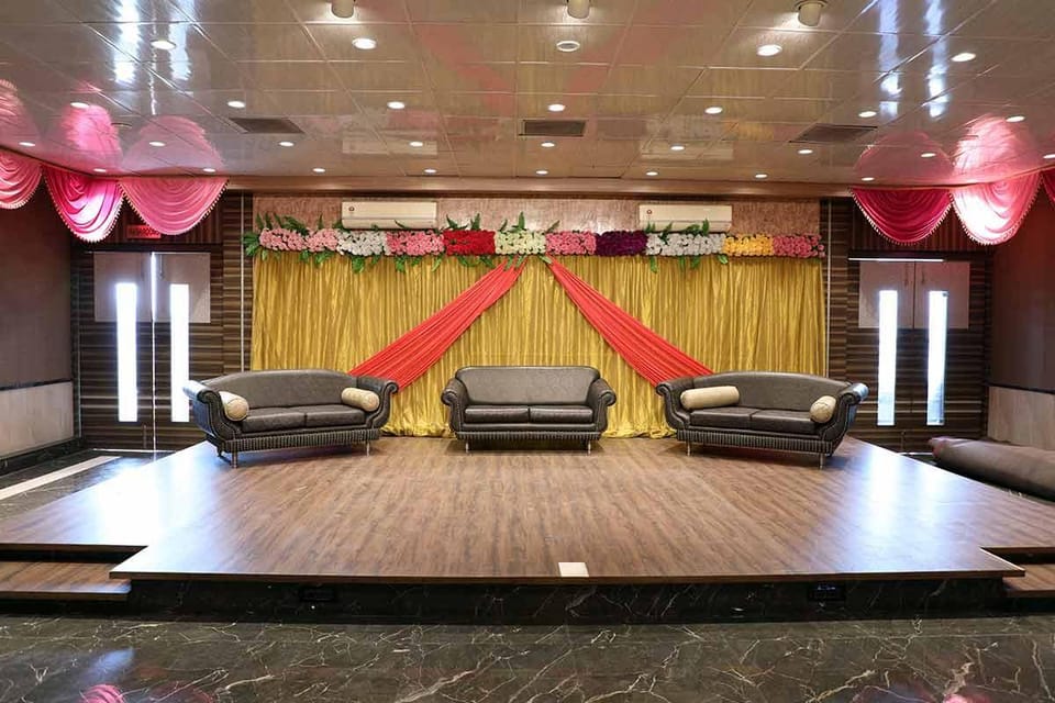 Hotel Jawahar Hotel in Maharashtra