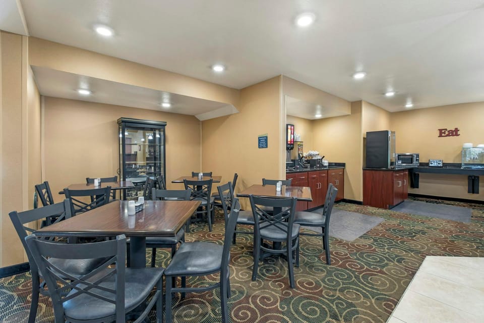 Red Roof Inn Charlestown Hotel in Indiana