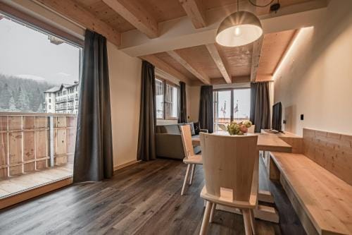 Chalet Alpenrose Hotel in Trentino-South Tyrol
