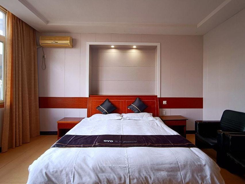 Baili Hotel (Ningbo Mingzhou Road Branch) Hotel in Zhejiang