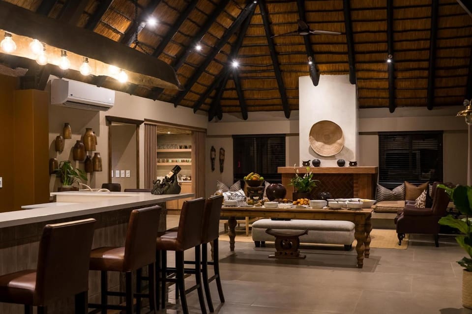 Inyati Game Lodge Lodge in South Africa