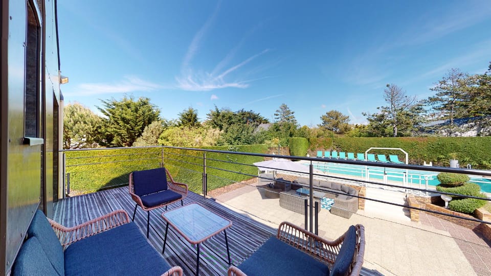 Villa Amare Granville Resort in Saint-Pair-sur-Mer