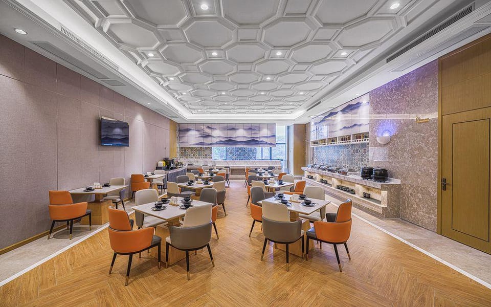 Shaoxing Jiayi International Hotel (Ancang Ancient Town, Keqiao) Hotel in Hangzhou