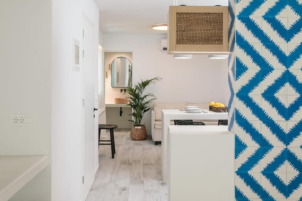 Hermes Luxury Suites Hotel in Naxos