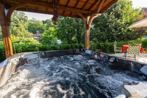 Casa MT - Boutique Villa Hotel in Gabrovo