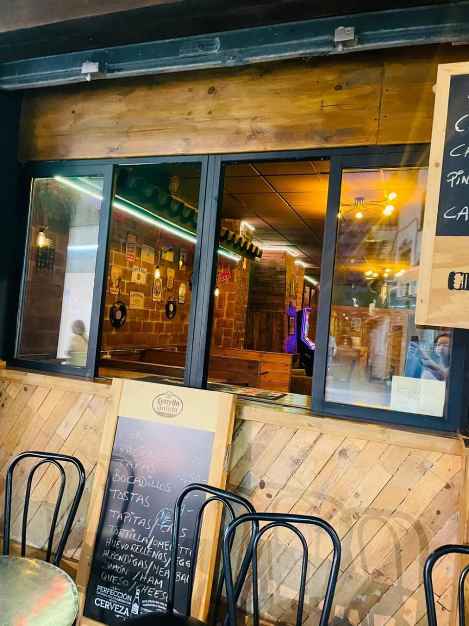 Bar/lounge