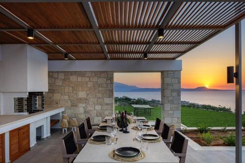 Oneiric Exclusive Villas Hotel in Crete