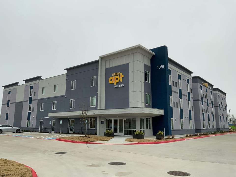 stayAPT Suites Houston-NASA/Clear Lake Hotel in Webster