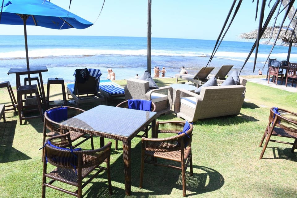Hotel Lanka Super Corals Resort in Hikkaduwa