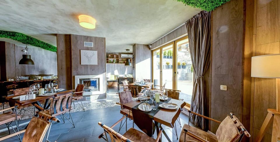 BOUTIQUE Hotel ENTRY E Apartment hotel in Bansko
