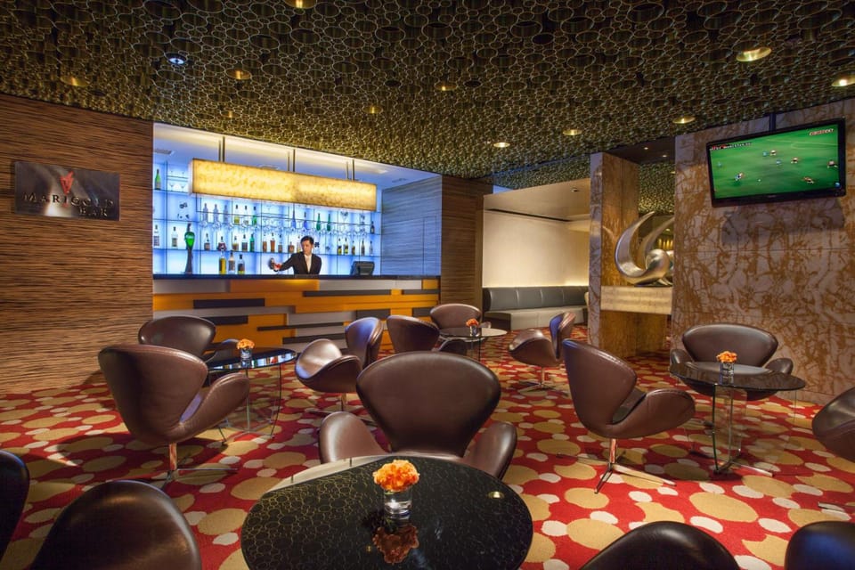 Bar/lounge