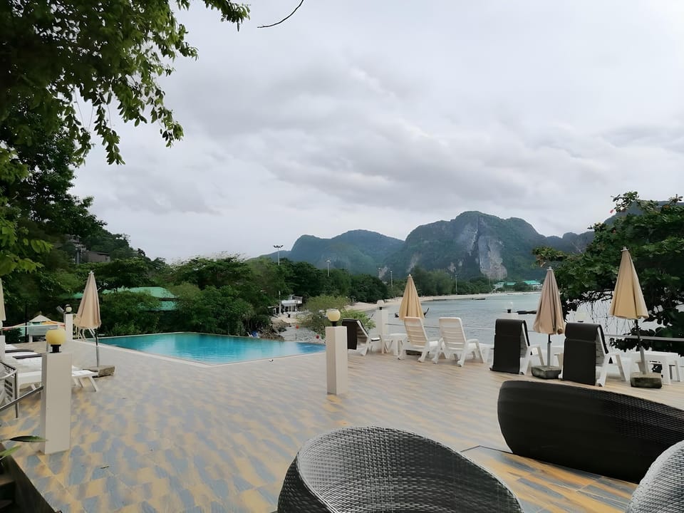 Phi Phi View Point Resort Hotel in Krabi Changwat