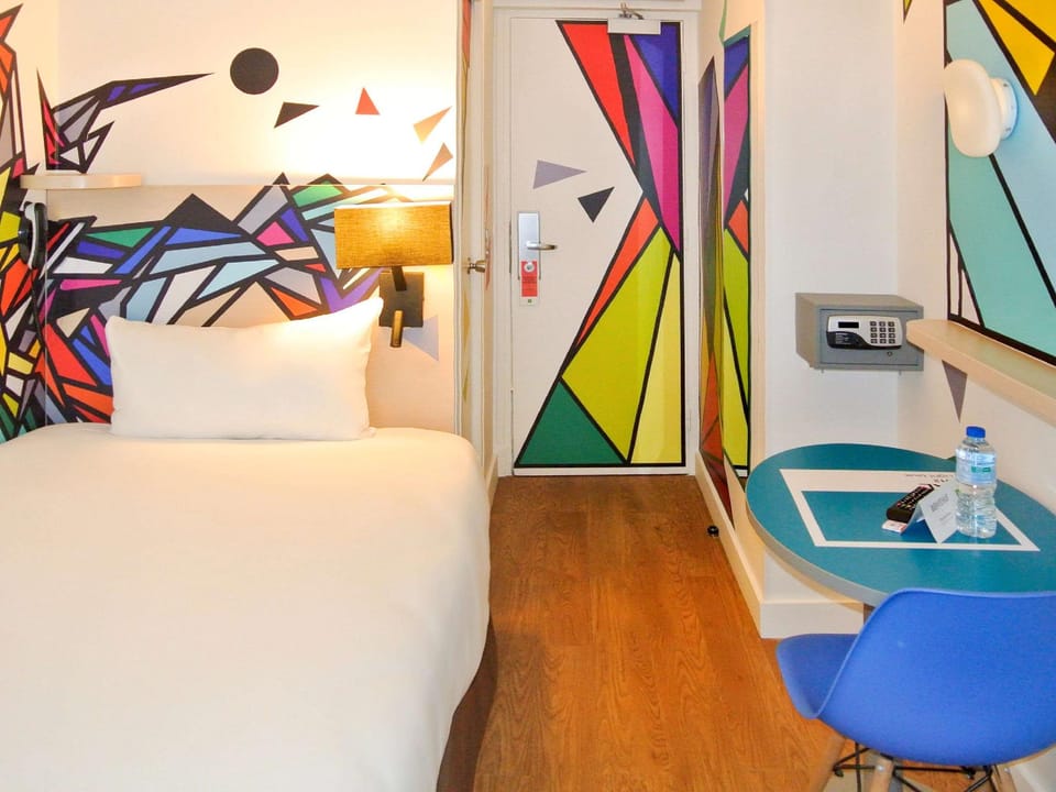 Guestroom